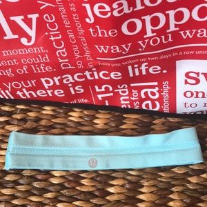 LULULEMON SWIFTLY HEADBAND